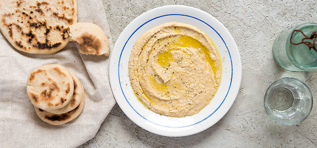 Hummus s pita chlebem - videorecept