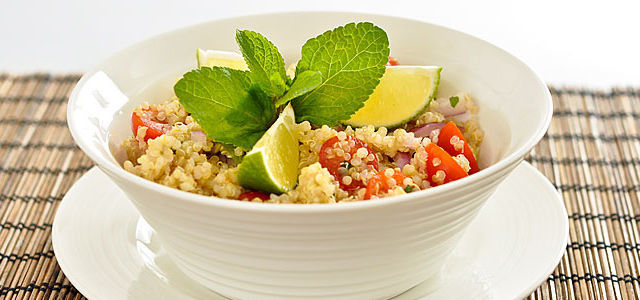 Svěží quinoový salát s limetkou